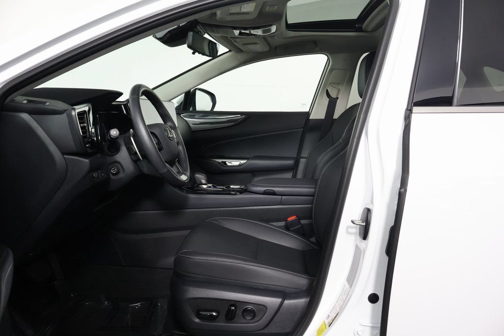 Certified 2026 Lexus NX 350h AWD w/ Accessory Package (2T) image 10