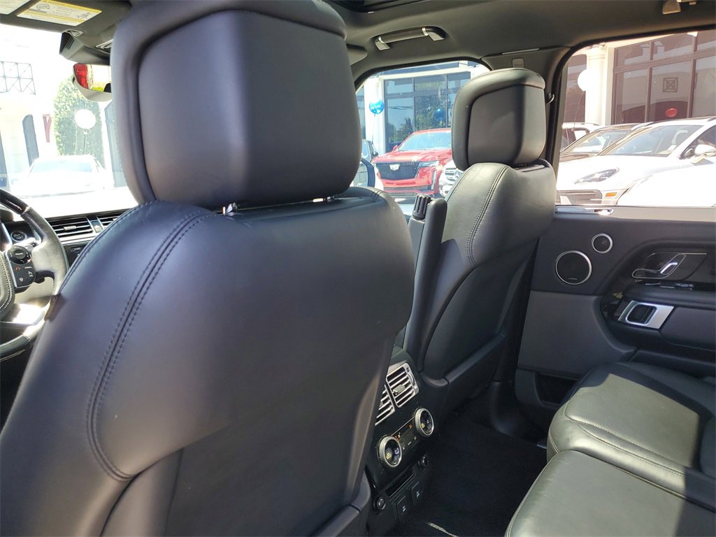 Used 2020 Land Rover Range Rover HSE image 14