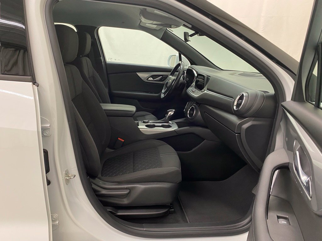 Used 2019 Chevrolet Blazer L FWD image 15