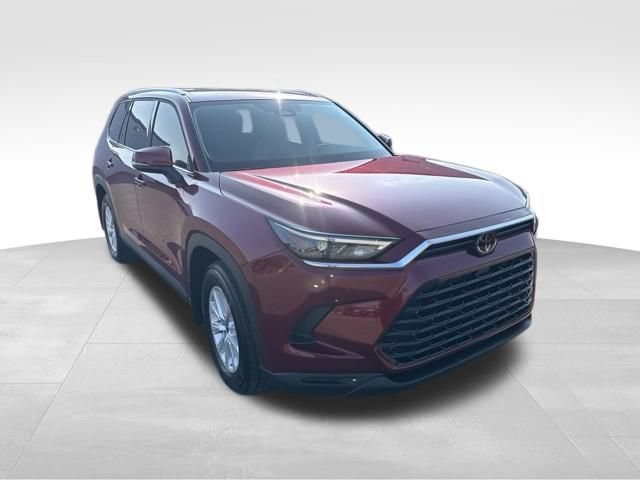 Used 2026 Toyota Grand Highlander XLE FWD image 7