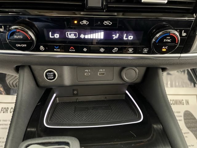 Used 2023 Nissan Rogue Platinum w/ Platinum Premium Package FWD image 28