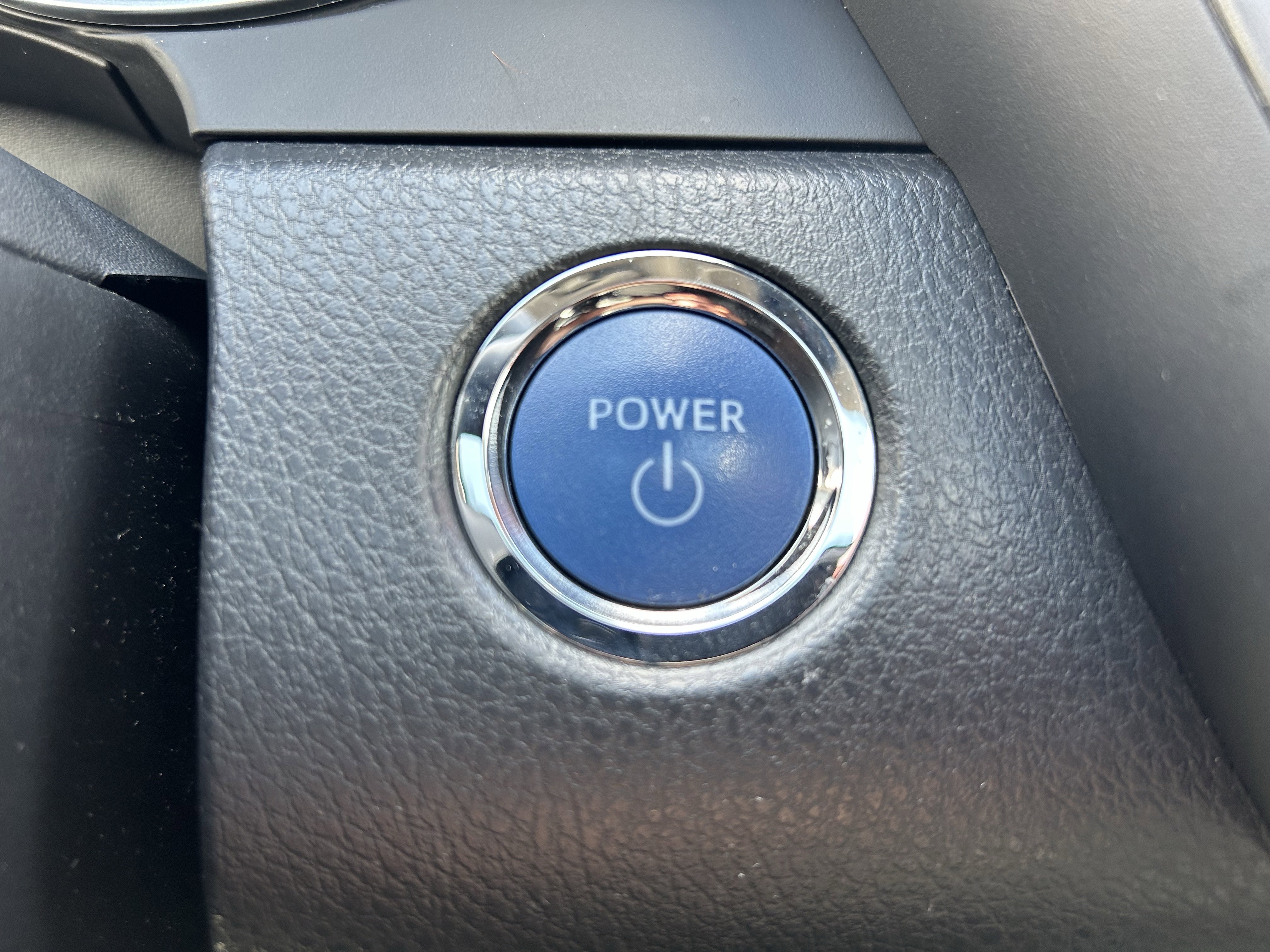 Certified 2022 Toyota Camry XLE w/ Navigation Upgrade Package image 30