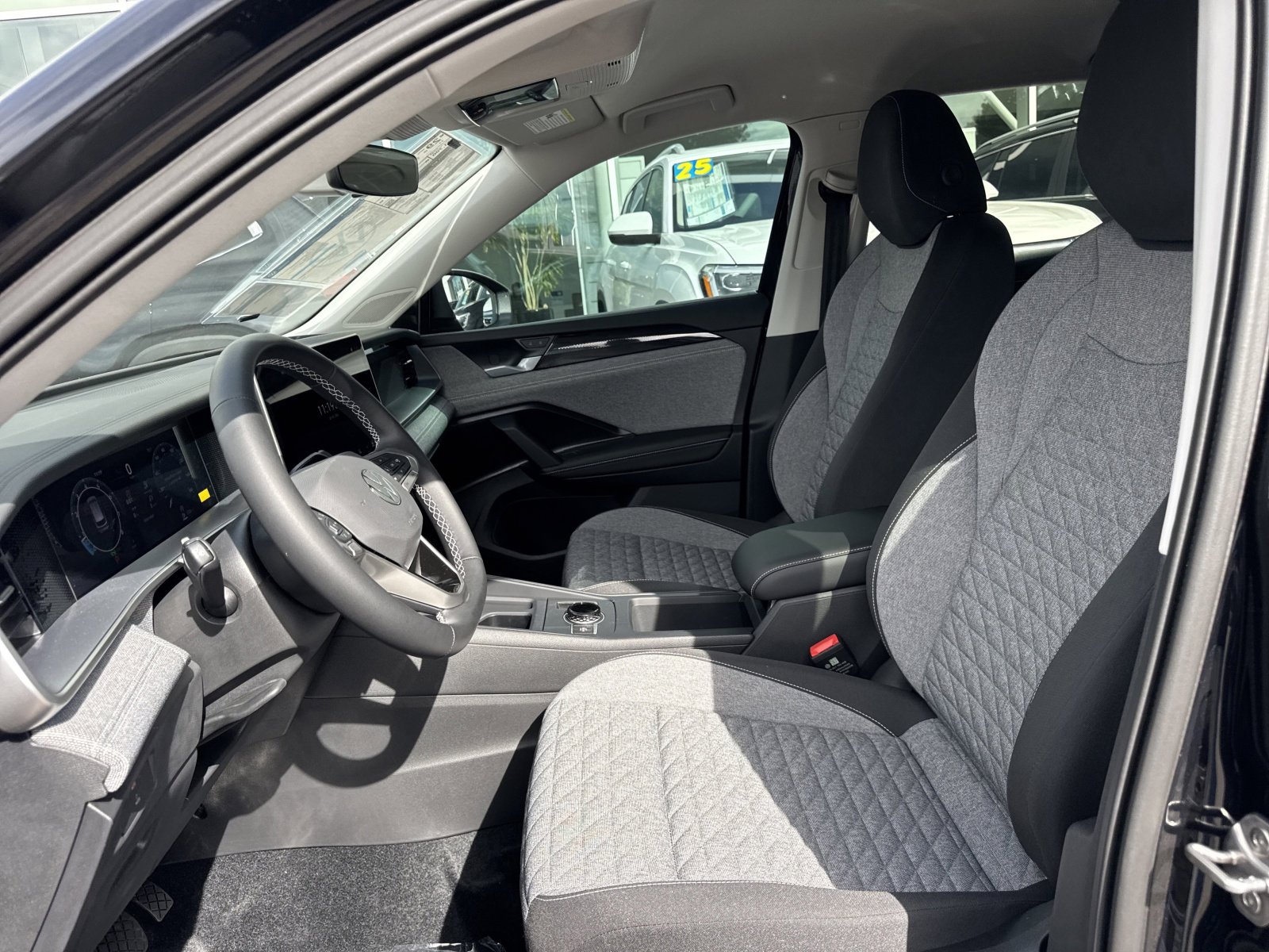 New 2026 Volkswagen Tiguan S image 8