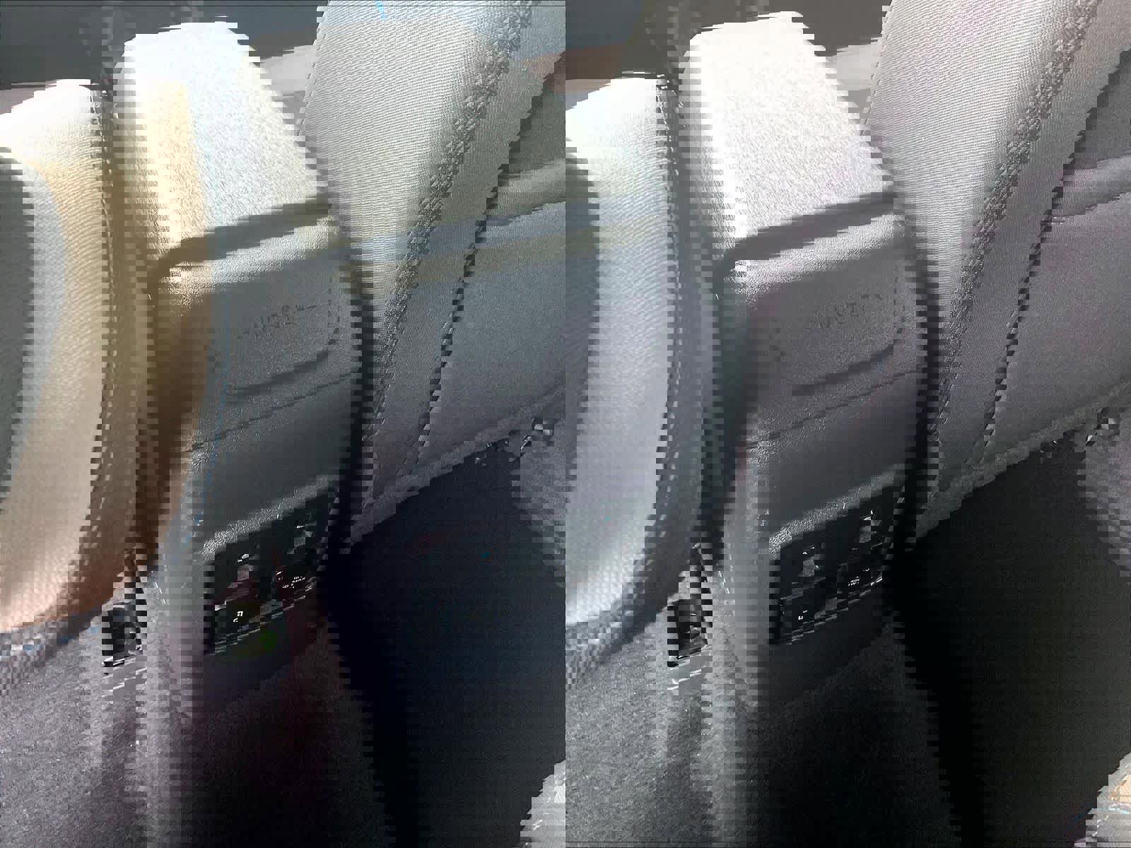 Used 2023 Ford Bronco Wildtrak image 27