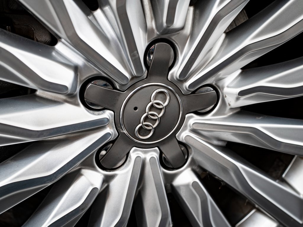 Used 2017 Audi A3 e-tron Prestige w/ Prestige Package image 8