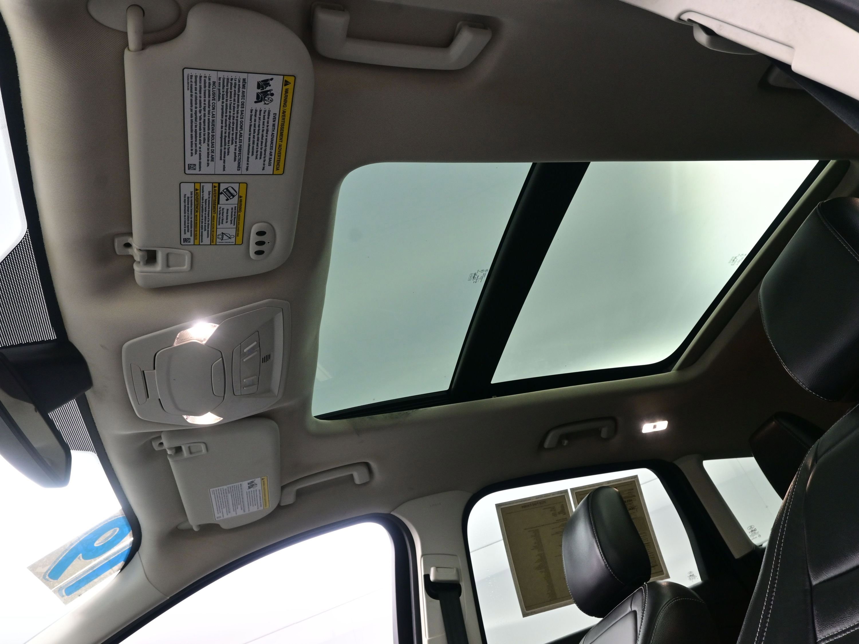 Used 2019 Ford Escape Titanium image 17