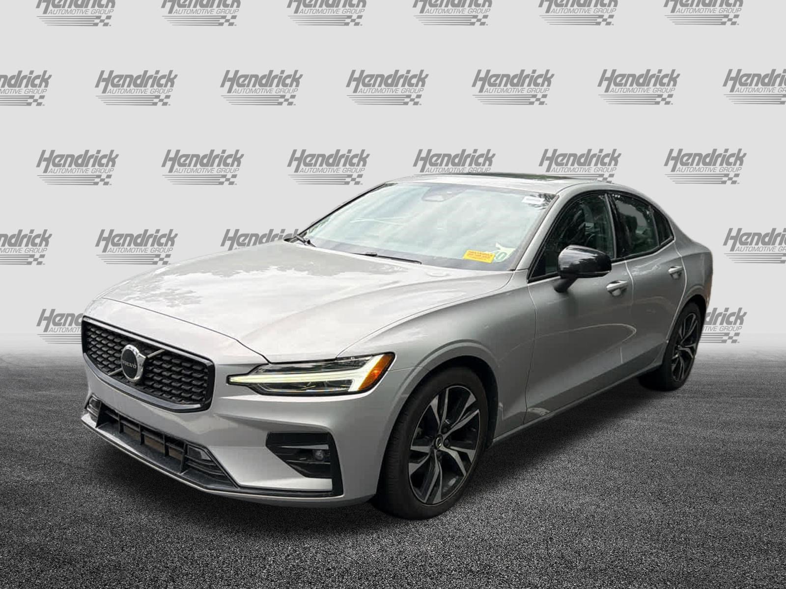 Used 2024 Volvo S60 B5 Core FWD image 8