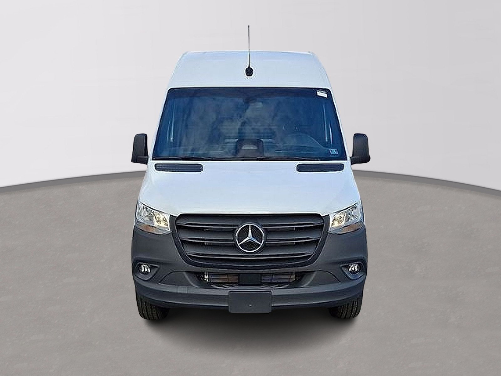 Used 2026 Mercedes-Benz Sprinter 2500 image 2