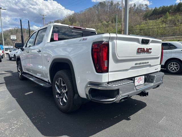 Used 2023 GMC Sierra 1500 SLT w/ SLT Premium Plus Package image 4