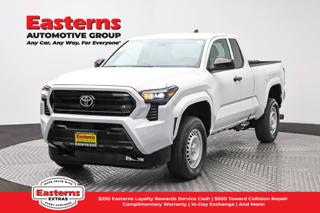 Used 2025 Toyota Tacoma SR