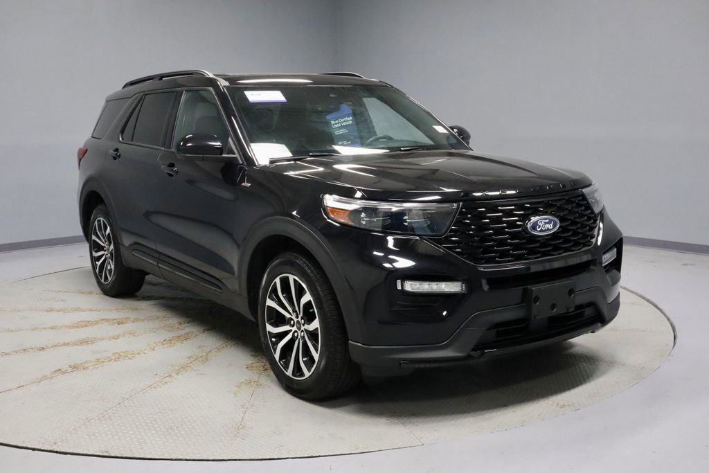 Used 2023 Ford Explorer ST-Line AWD/4WD image 1
