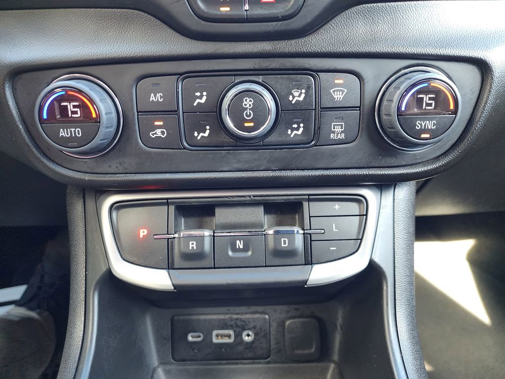Certified 2023 GMC Terrain SLE w/ Driver Convenience Package image 44