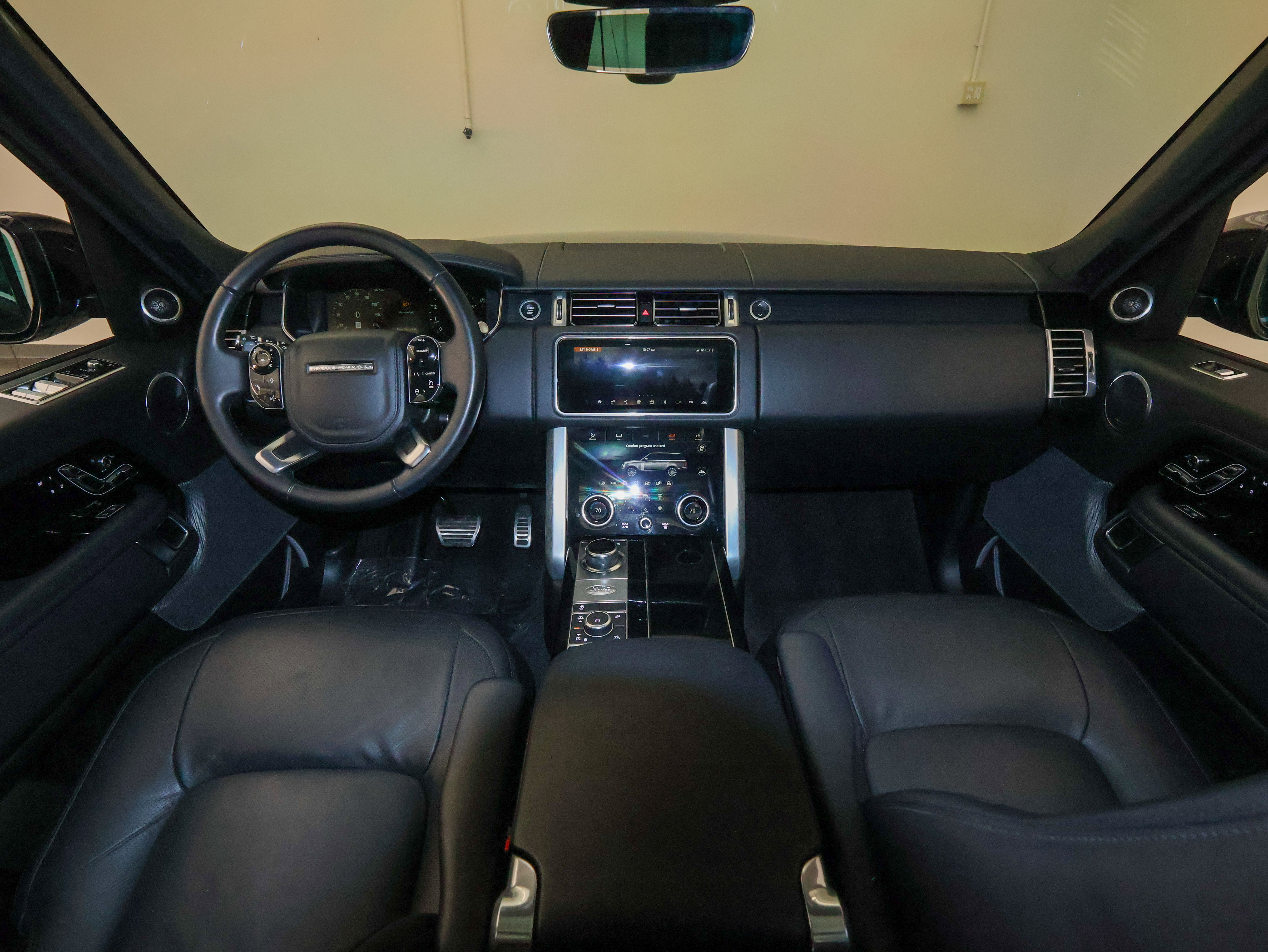 Used 2022 Land Rover Range Rover Westminster Edition image 32