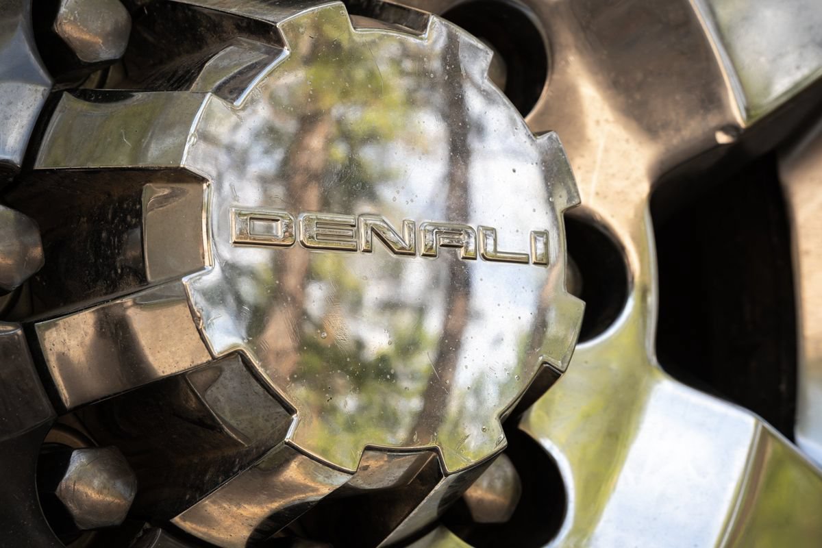 Used 2019 GMC Sierra 3500 Denali AWD/4WD image 13