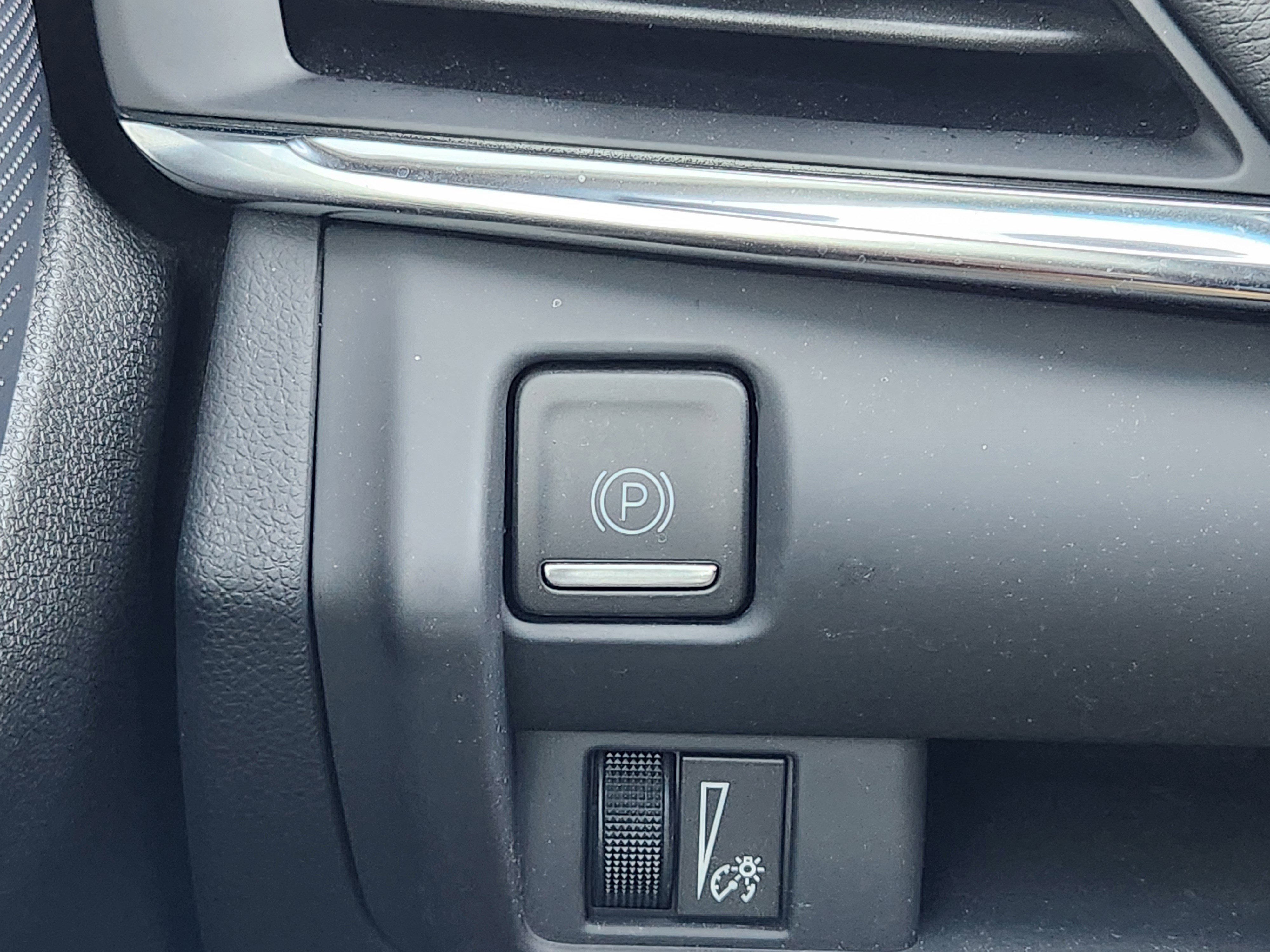 Used 2024 Cadillac CT4 Luxury w/ Sun And Sound Package image 23