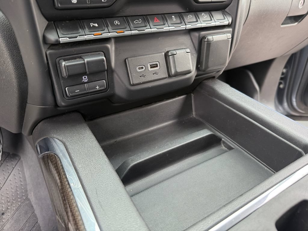 Used 2019 Chevrolet Silverado 1500 RST AWD/4WD image 19
