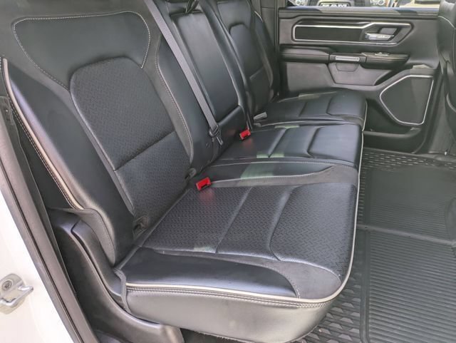 Used 2022 RAM 1500 Laramie AWD/4WD image 34