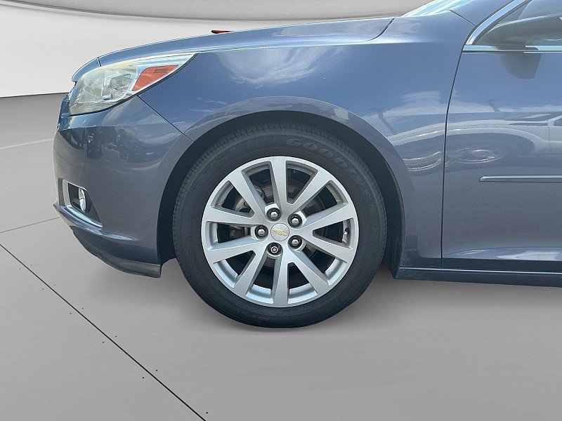 Used 2015 Chevrolet Malibu LT w/ Leather Package FWD image 15