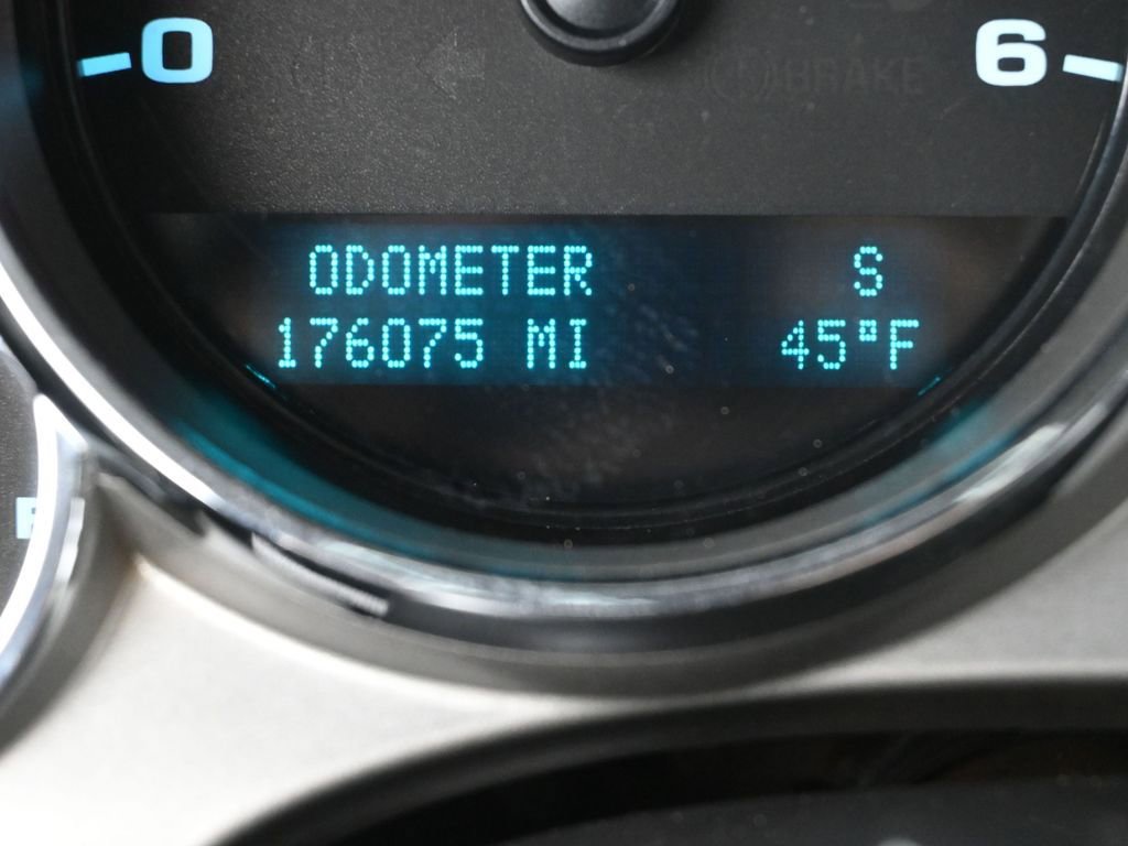 Used 2011 Chevrolet Silverado 1500 LT w/ All-Star Edition image 9