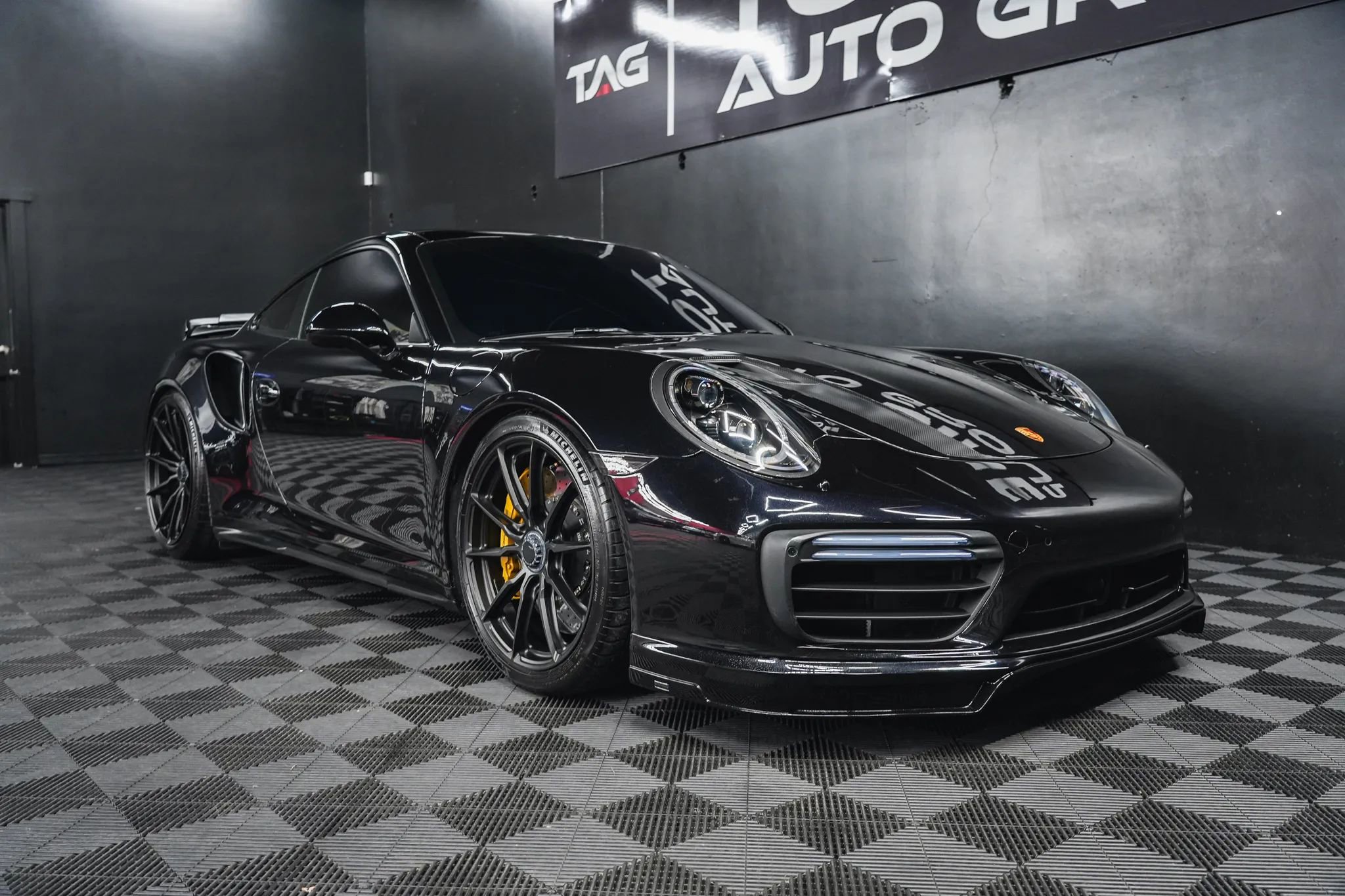 Used 2015 Porsche 911 Turbo S AWD/4WD image 21