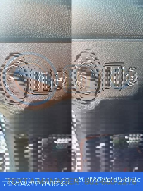 Used 2015 Dodge Challenger SRT Hellcat RWD image 19