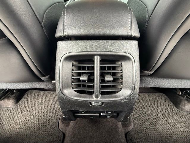 Used 2019 Jeep Cherokee Overland AWD/4WD image 20