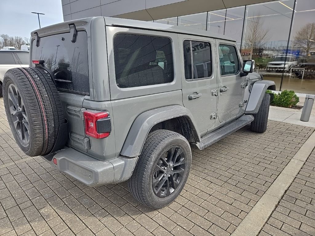 Used 2023 Jeep Wrangler Altitude image 5