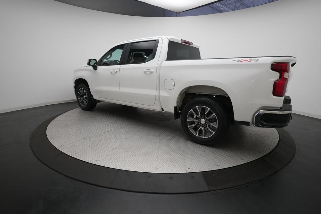 Used 2024 Chevrolet Silverado 1500 LT AWD/4WD image 12