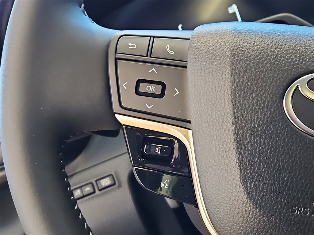 New 2026 Toyota Crown Platinum image 16