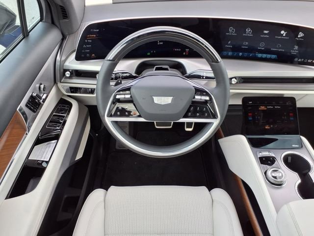 New 2026 Cadillac Vistiq Sport image 16