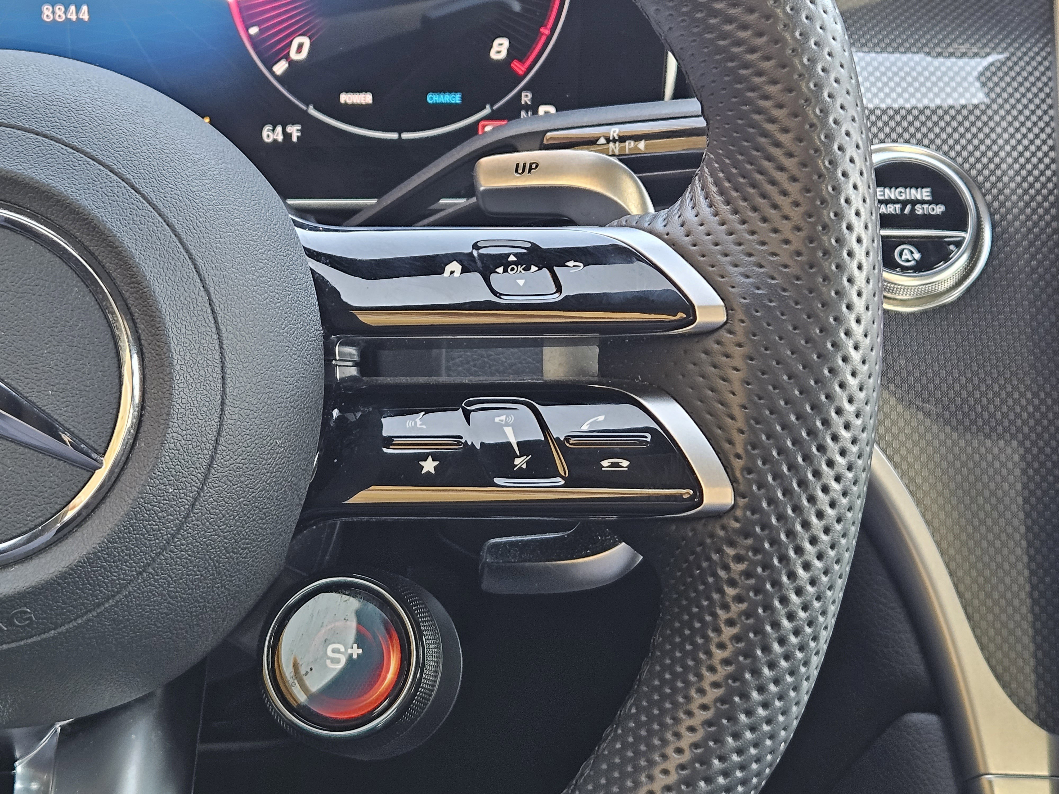 Used 2025 Mercedes-Benz GLC 43 AMG 4MATIC image 29