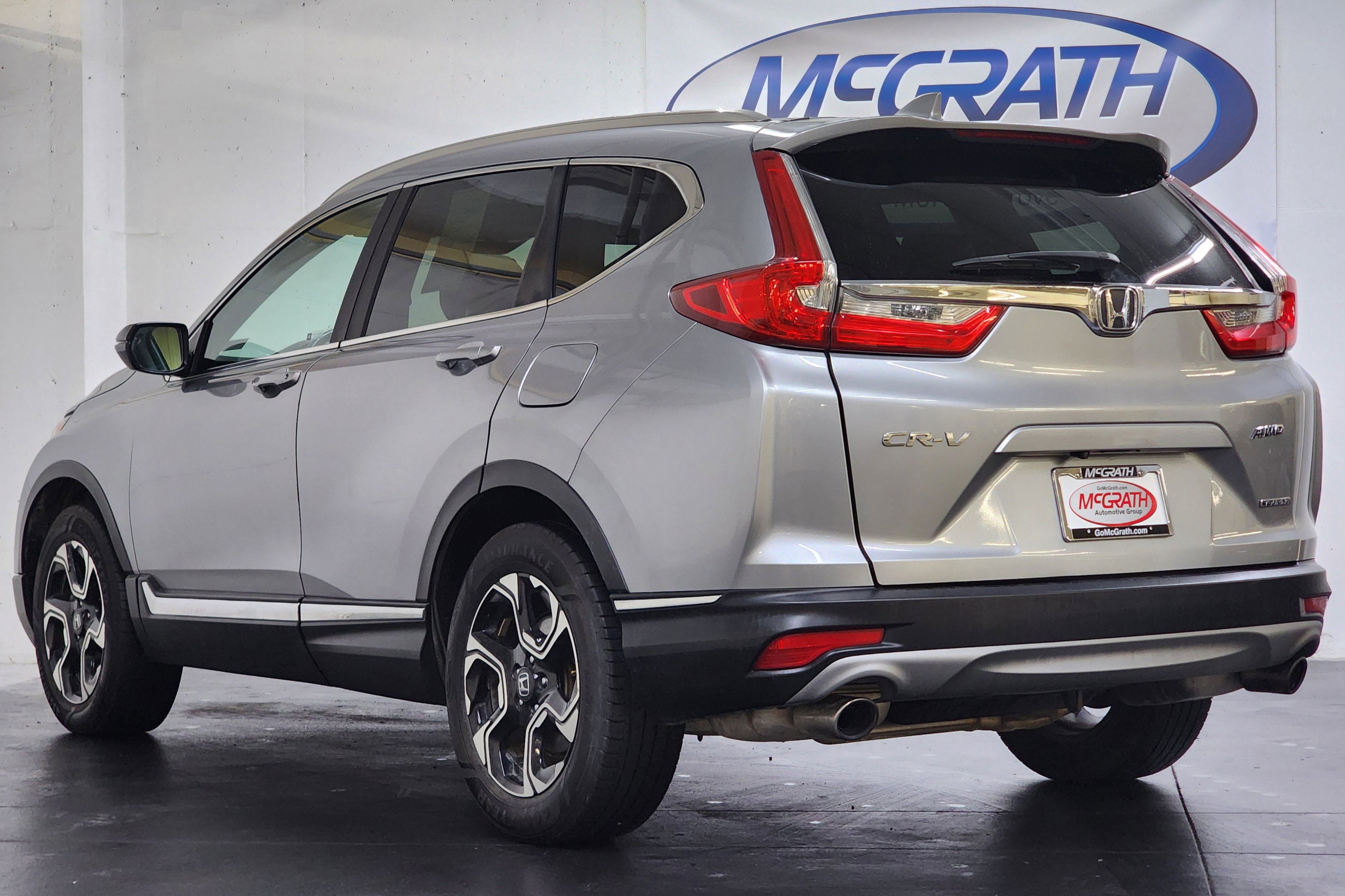 Used 2017 Honda CR-V Touring image 9