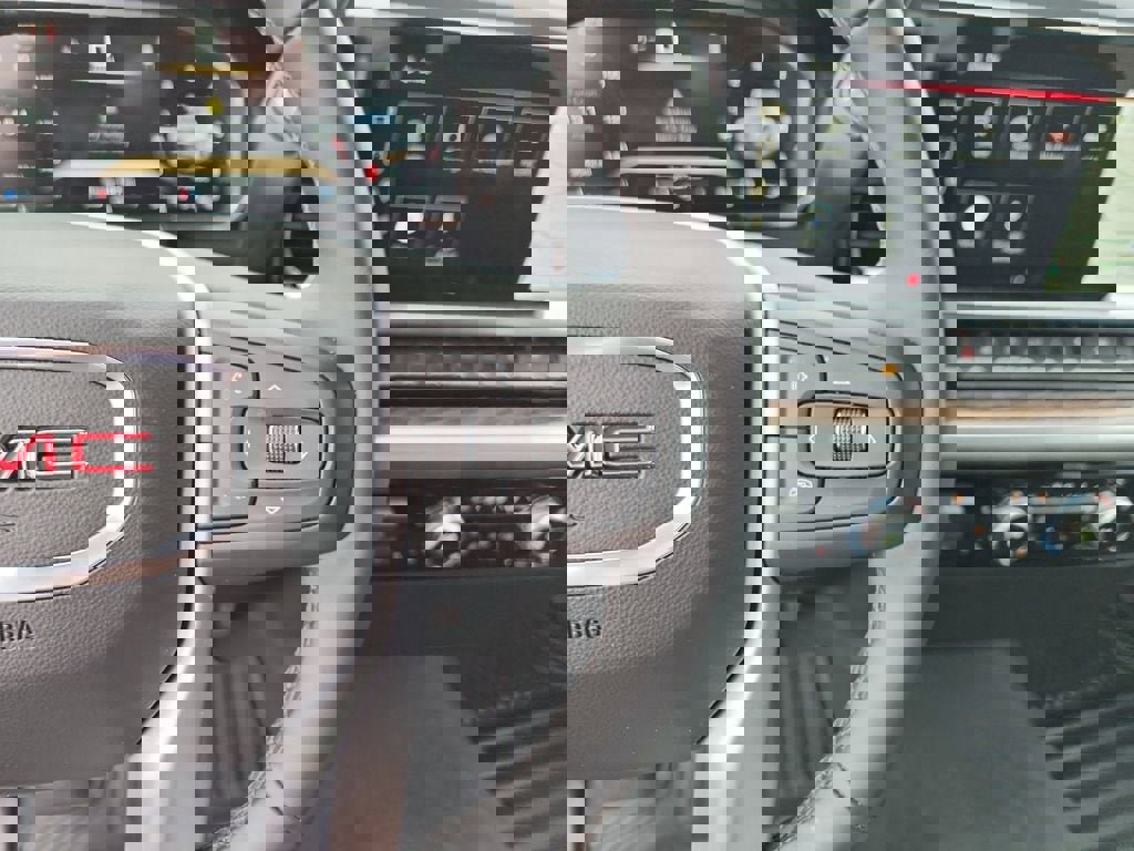 Used 2026 GMC Sierra 1500 Elevation image 21