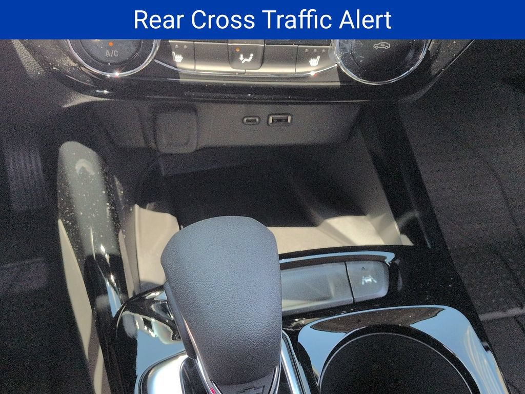New 2026 Chevrolet Trax LT w/ Sunroof Package FWD image 18