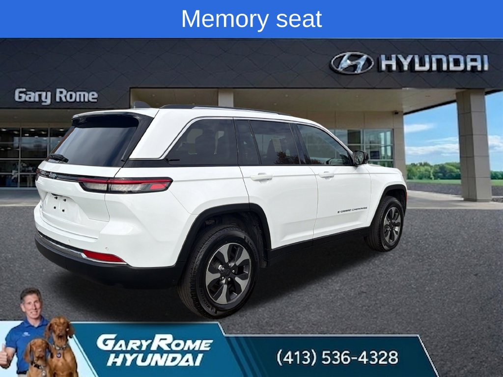 Used 2023 Jeep Grand Cherokee 4WD 4xe image 5