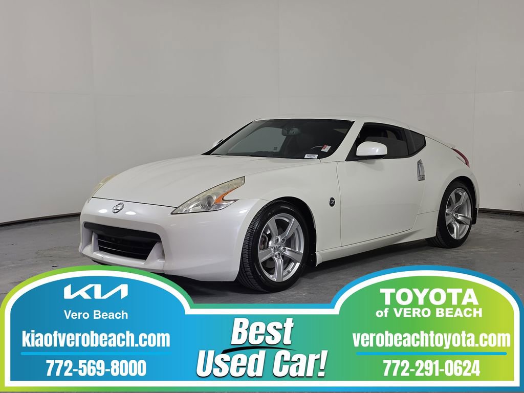 Used 2011 Nissan 370Z Touring RWD image 1