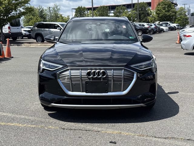 Used 2022 Audi e-tron Premium AWD/4WD image 6