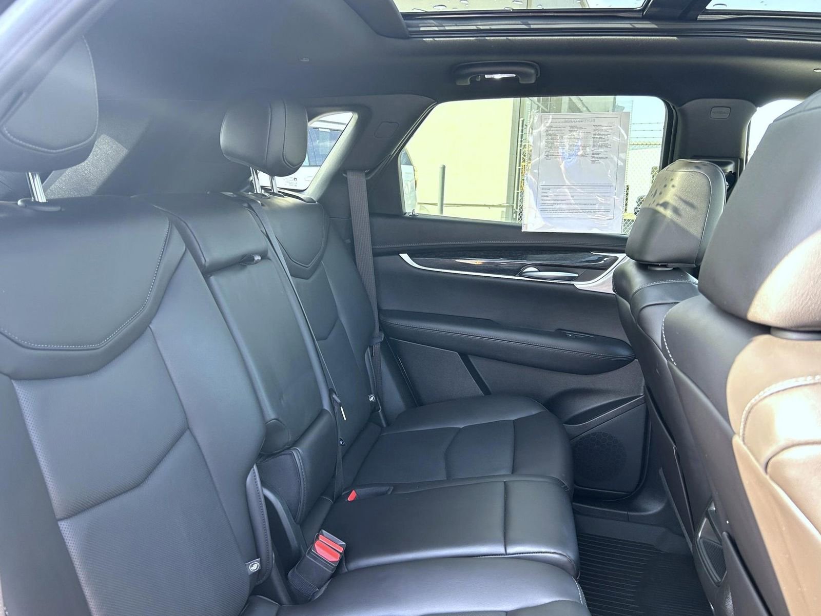 Certified 2023 Cadillac XT5 Premium Luxury w/ LPO, Floor Liner Package AWD/4WD image 20