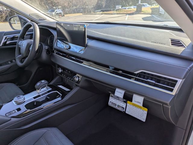 New 2026 Mitsubishi Outlander Trail Edition image 36