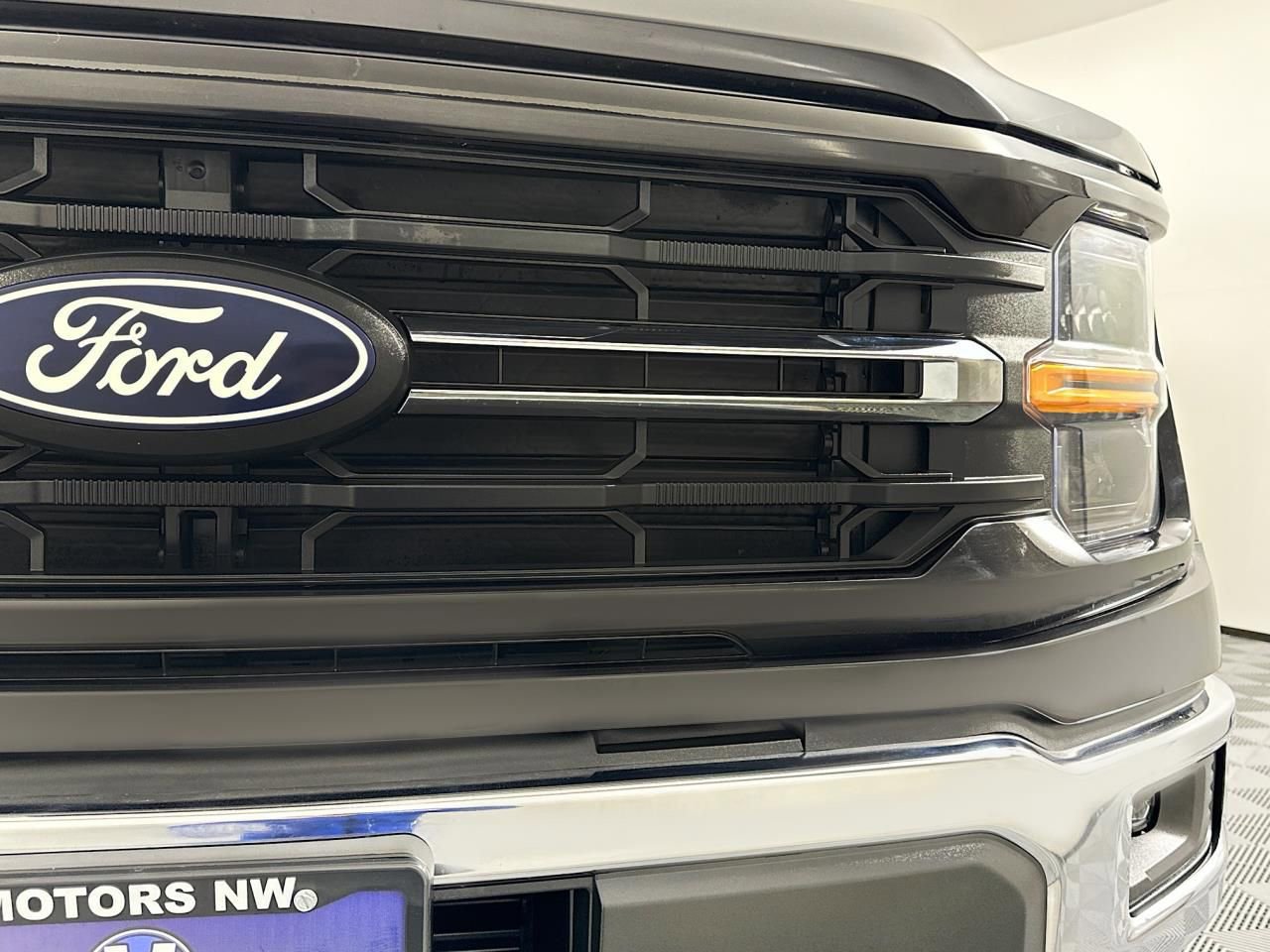 Used 2025 Ford F150 XLT w/ Equipment Group 301A Standard image 4