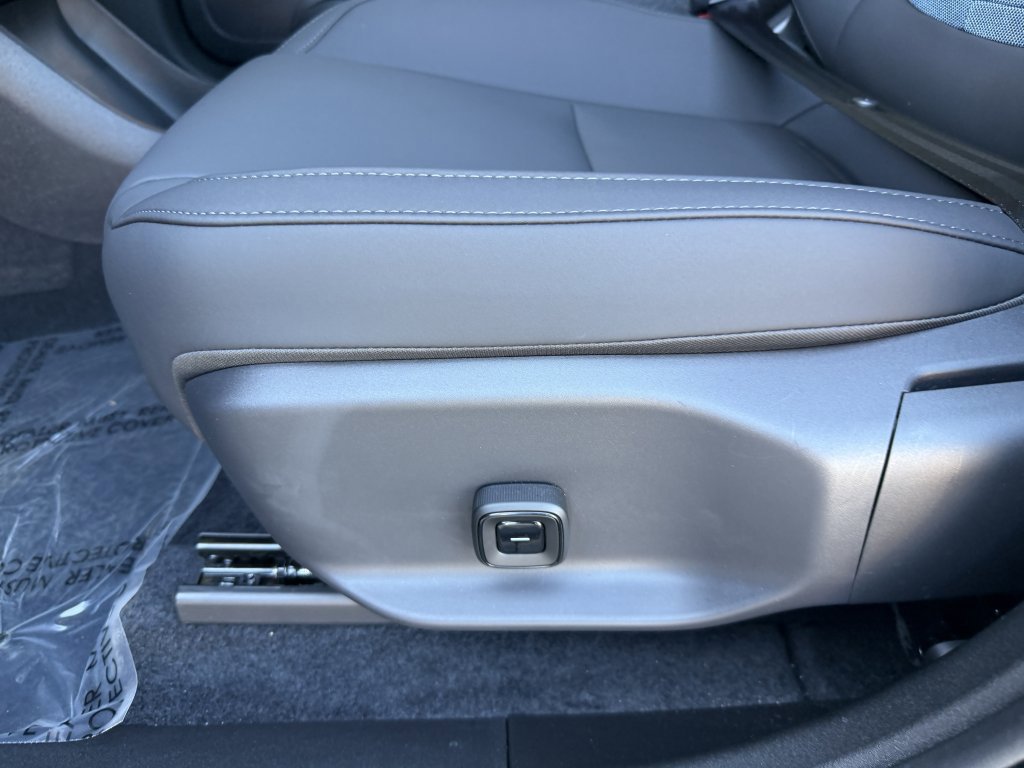 Used 2025 Volvo EX30 Ultra image 27