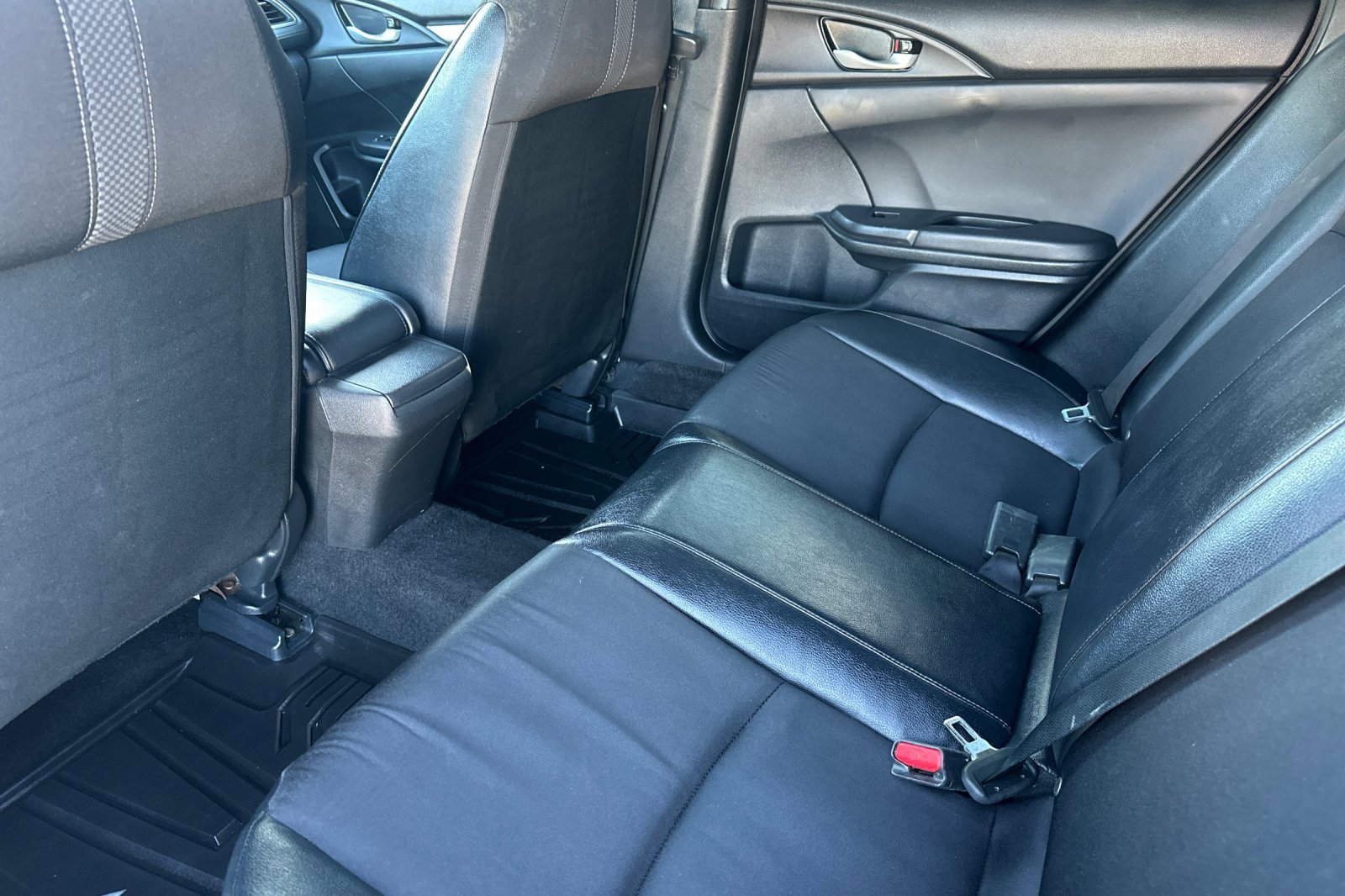 Used 2019 Honda Civic Sport image 11