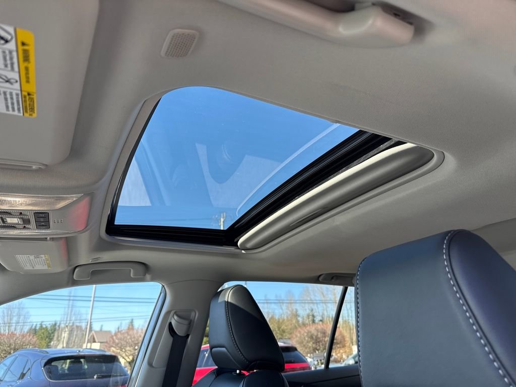 Used 2024 Toyota RAV4 XLE Premium image 20