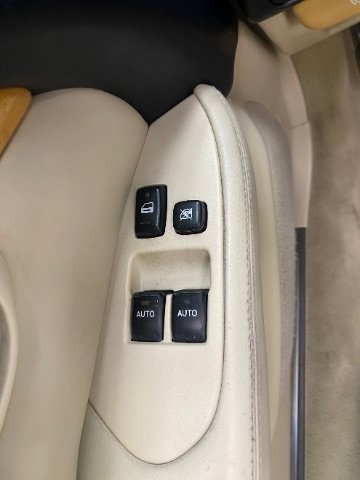 Used 2002 Lexus SC 430 Convertible RWD image 15