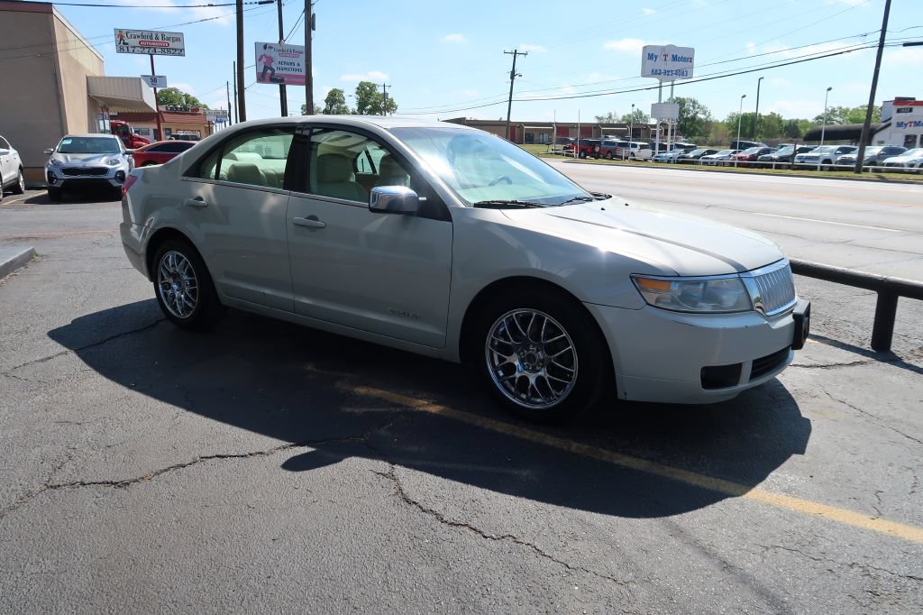 Used 2006 Lincoln Zephyr FWD image 2