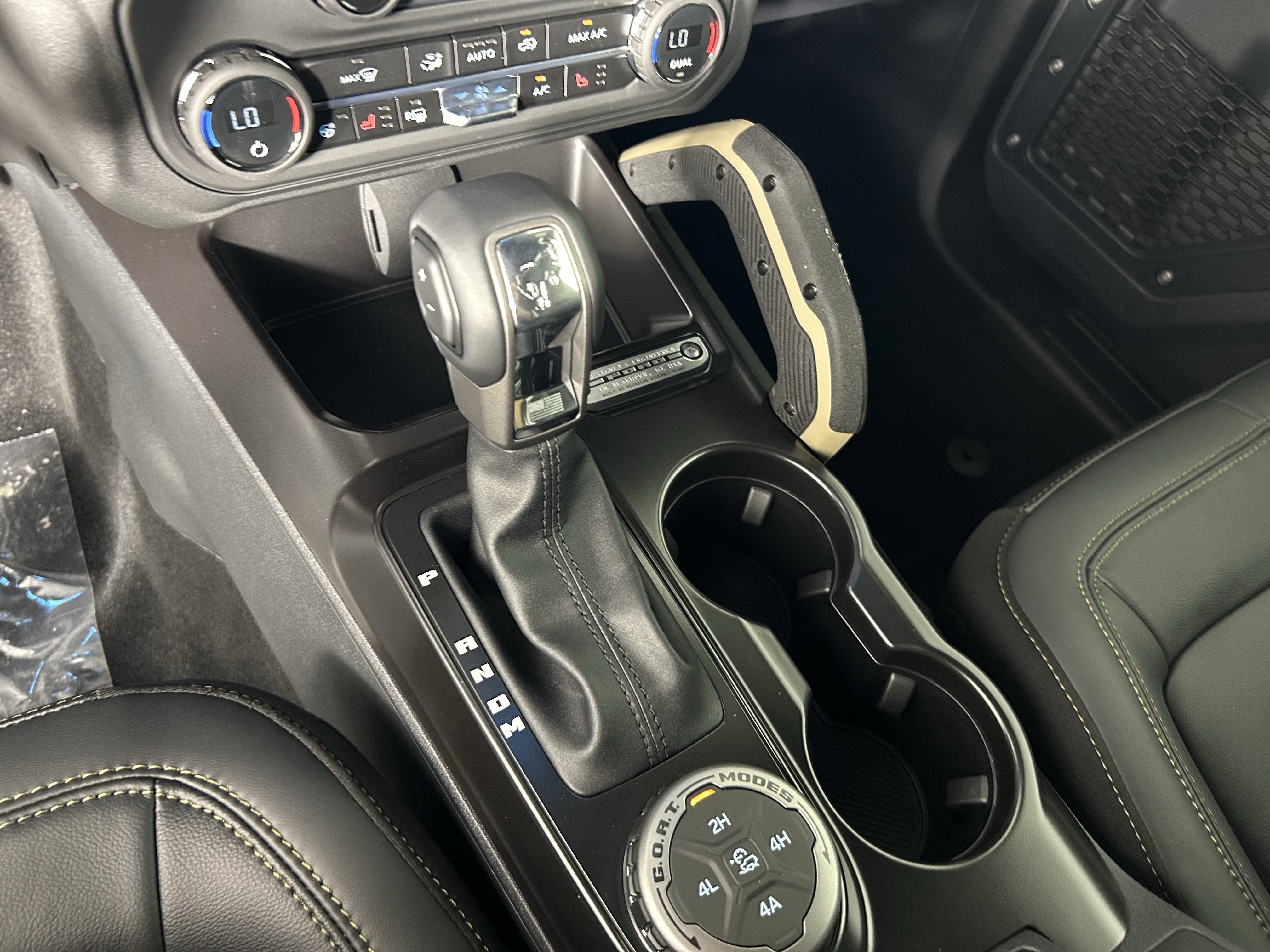 New 2025 Ford Bronco Badlands image 26