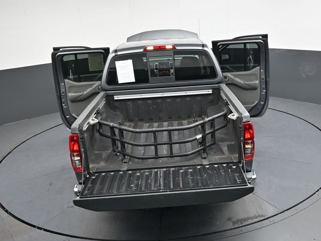 Used 2021 Nissan Frontier SV image 48