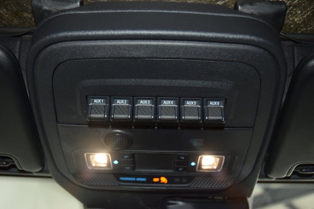 Used 2022 Ford Bronco Black Diamond w/ Sasquatch Package image 41