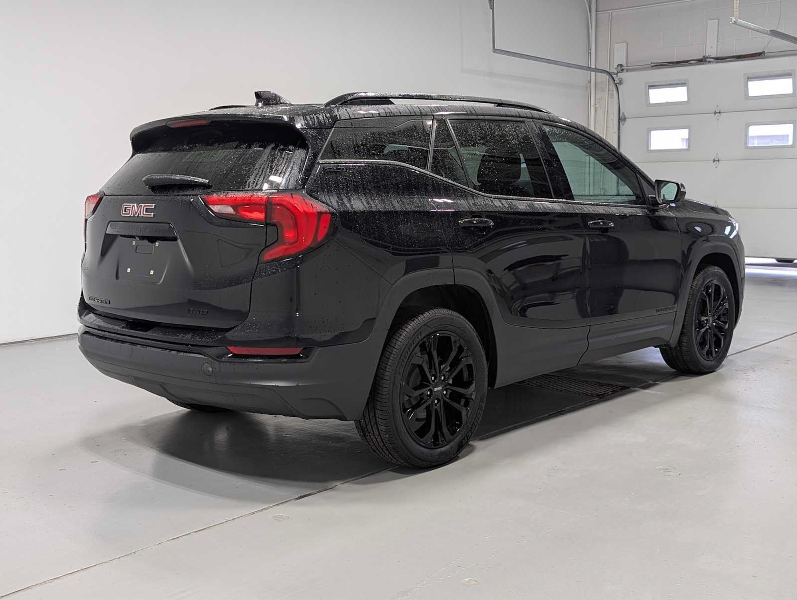 Certified 2021 GMC Terrain SLT w/ Elevation Edition AWD/4WD image 8