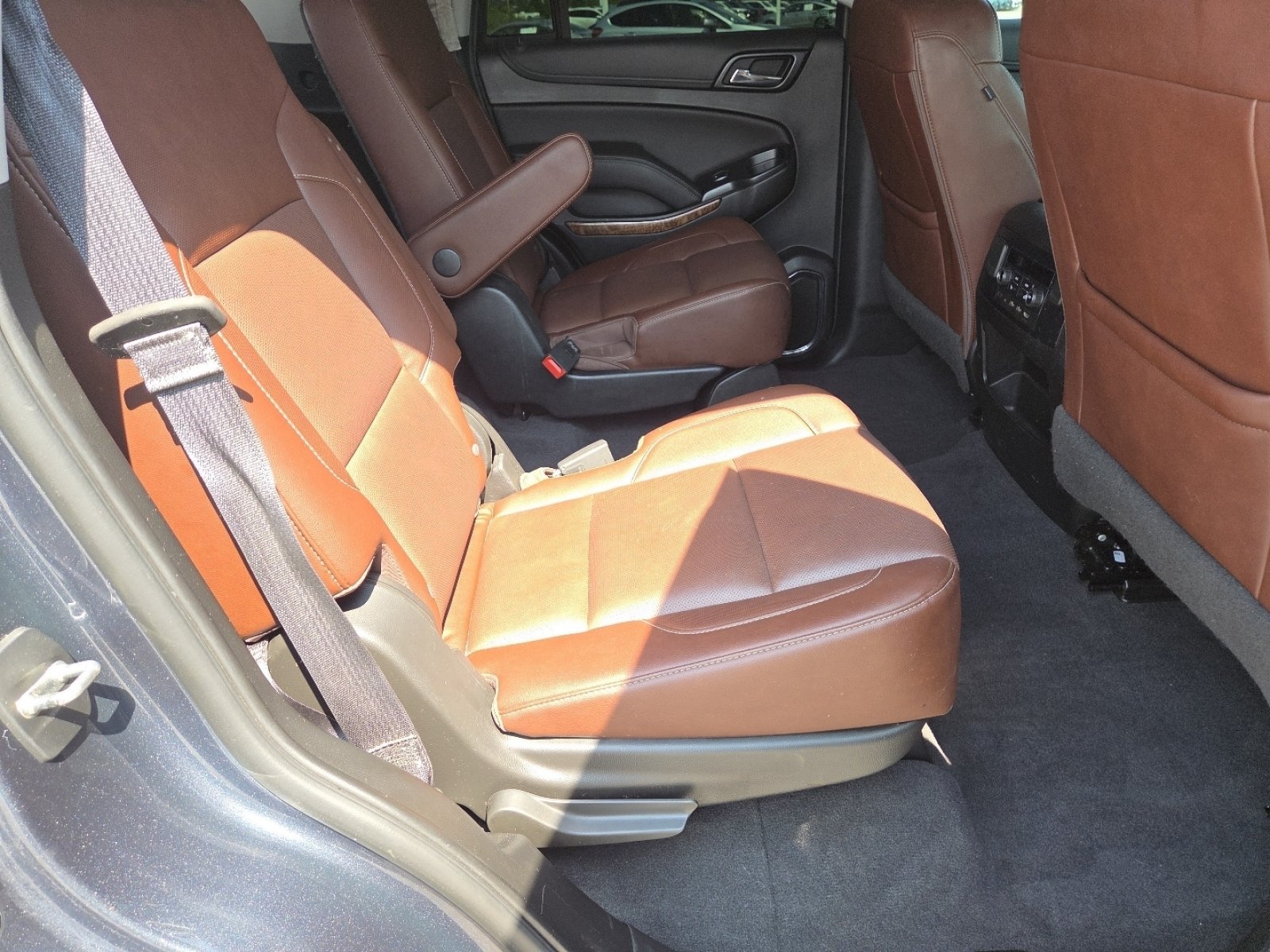 Used 2019 Chevrolet Tahoe Premier w/ Premier Plus Edition AWD/4WD image 24